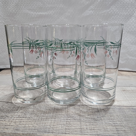 VINTAGE CORELLE DRINKING GLASS SET OF 6 ROSEMARIE TULIP PATTERN BY CORNING EUC - Picture 5 of 12